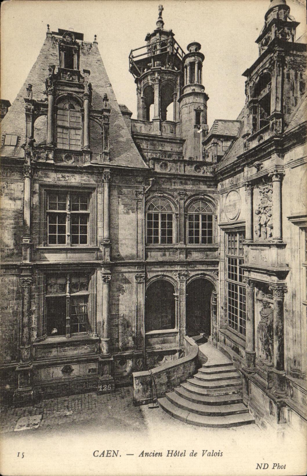 VINTAGE POSTCARD Caen Old Hotel De Valois