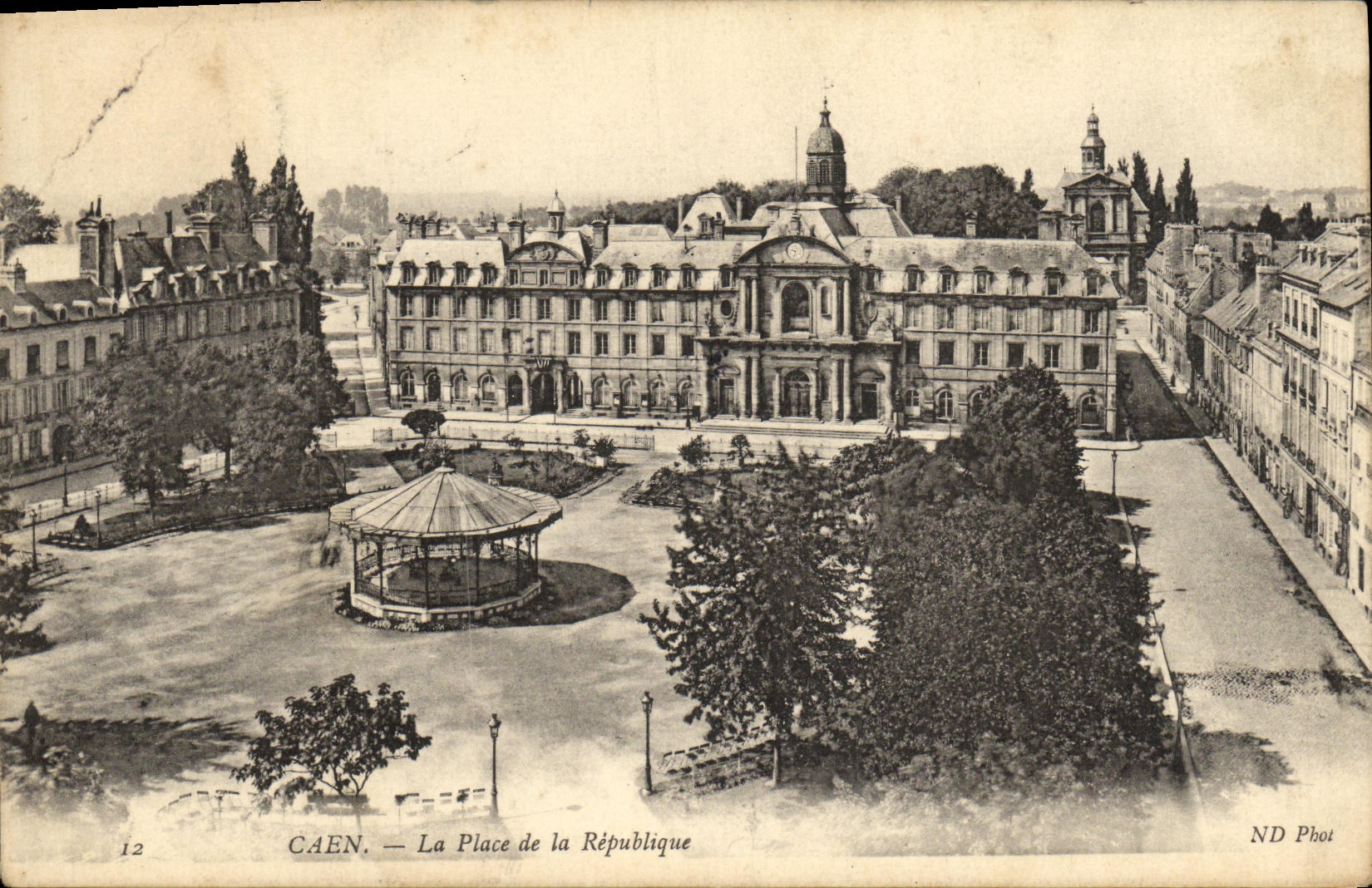 VINTAGE POSTCARD Caen the Place of the Republic