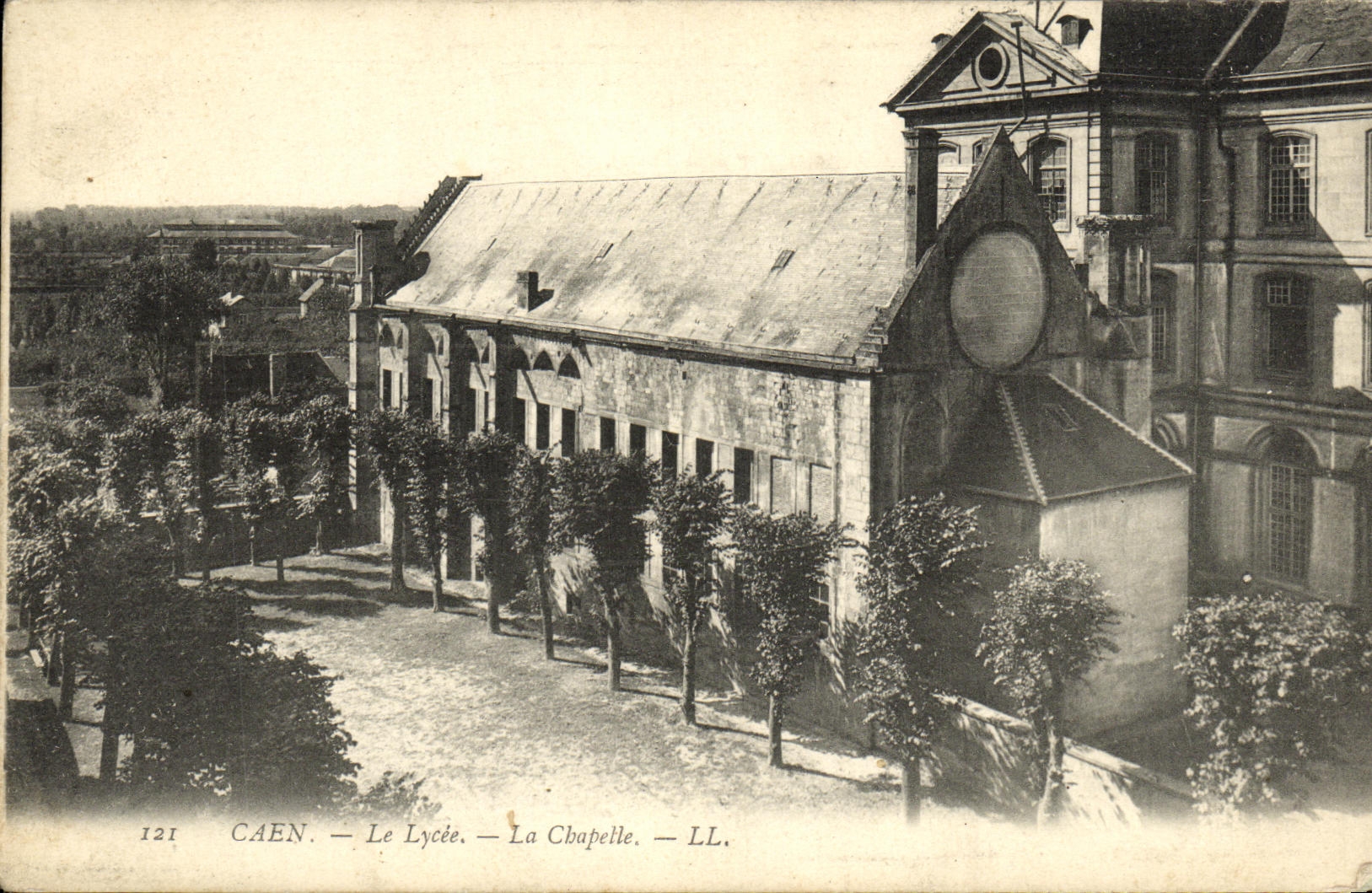 VINTAGE POSTCARD Caen the College La Chapelle
