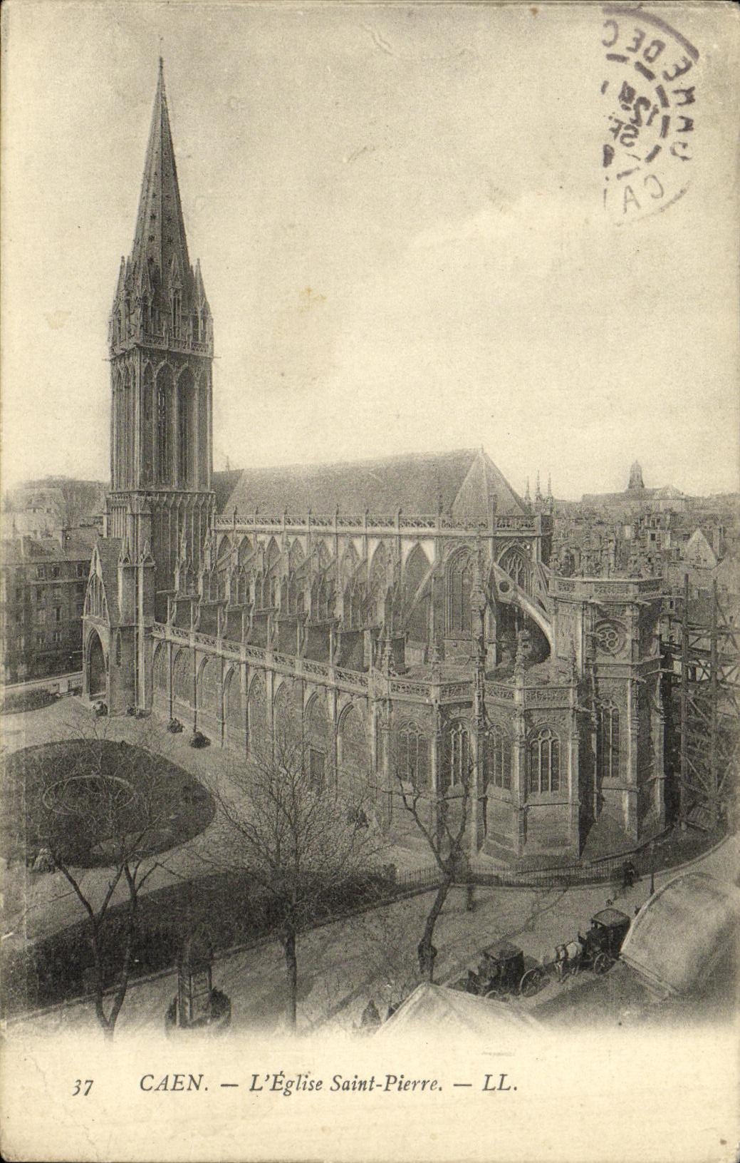 CPA Caen L Eglise Saint Pierre 