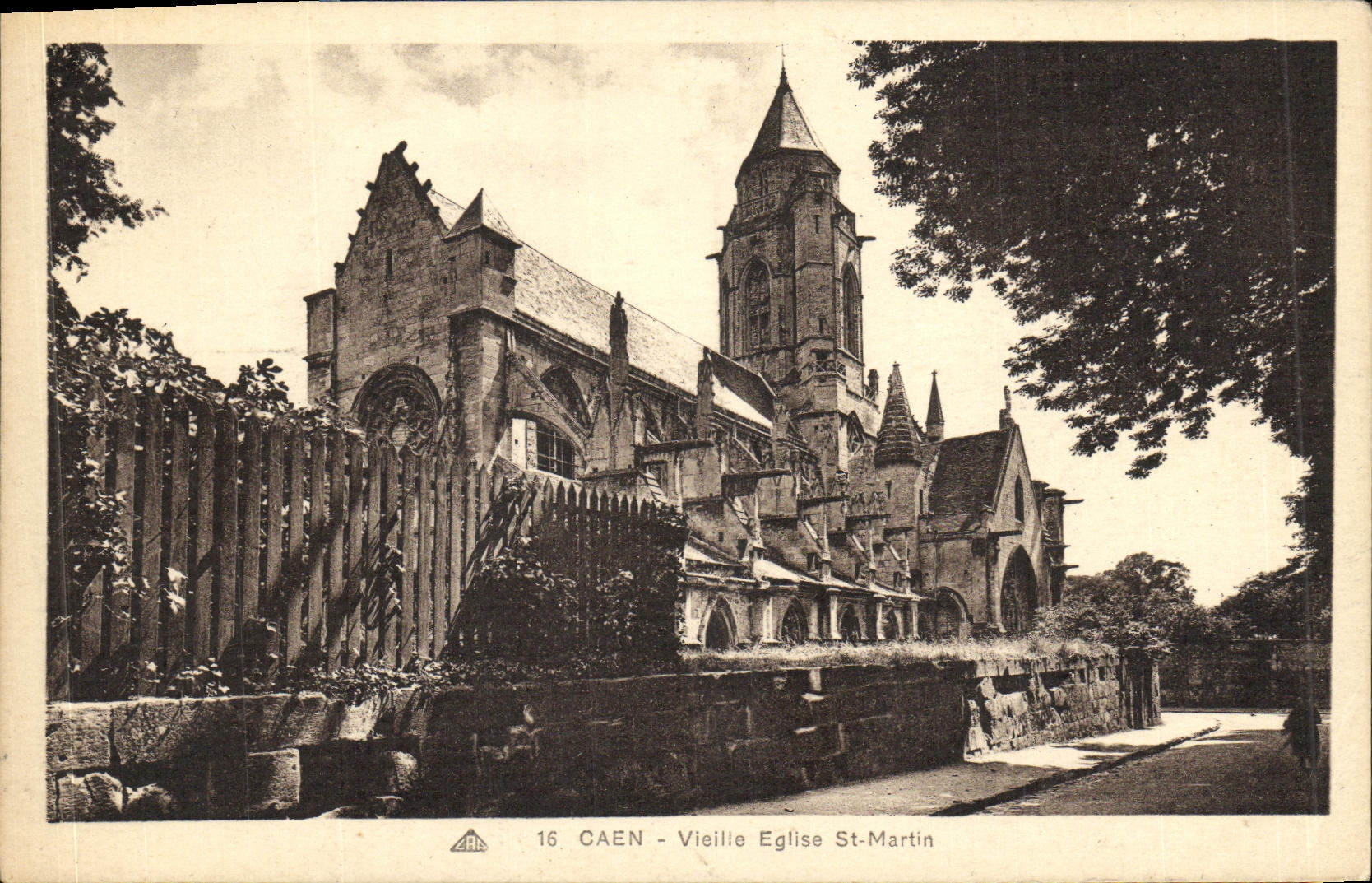 CPA Caen Vieille Eglise St Martin 