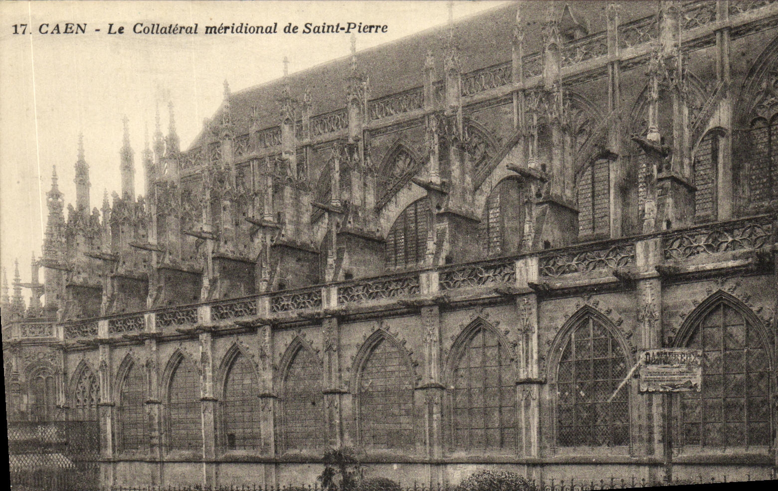 VINTAGE POSTCARD Caen the Collateral Southerner Of Saint Pierre