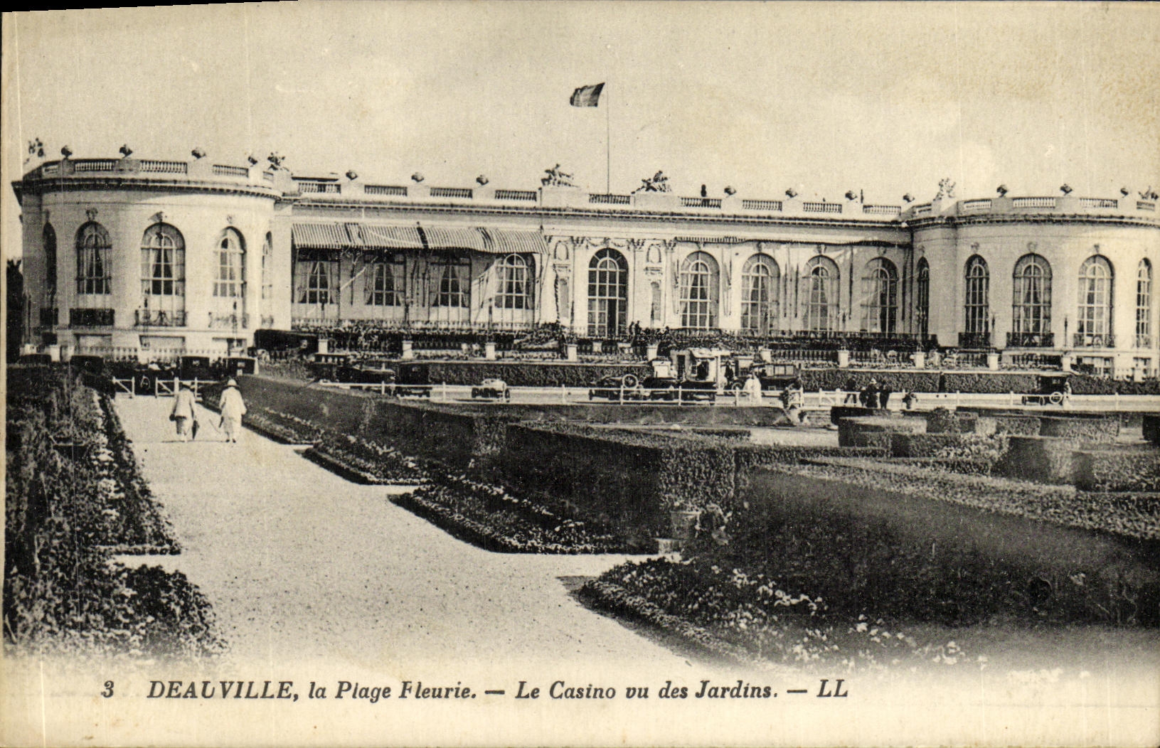 VINTAGE POSTCARD Deauville the Flowered Beach the Casino Seen of the Gardens