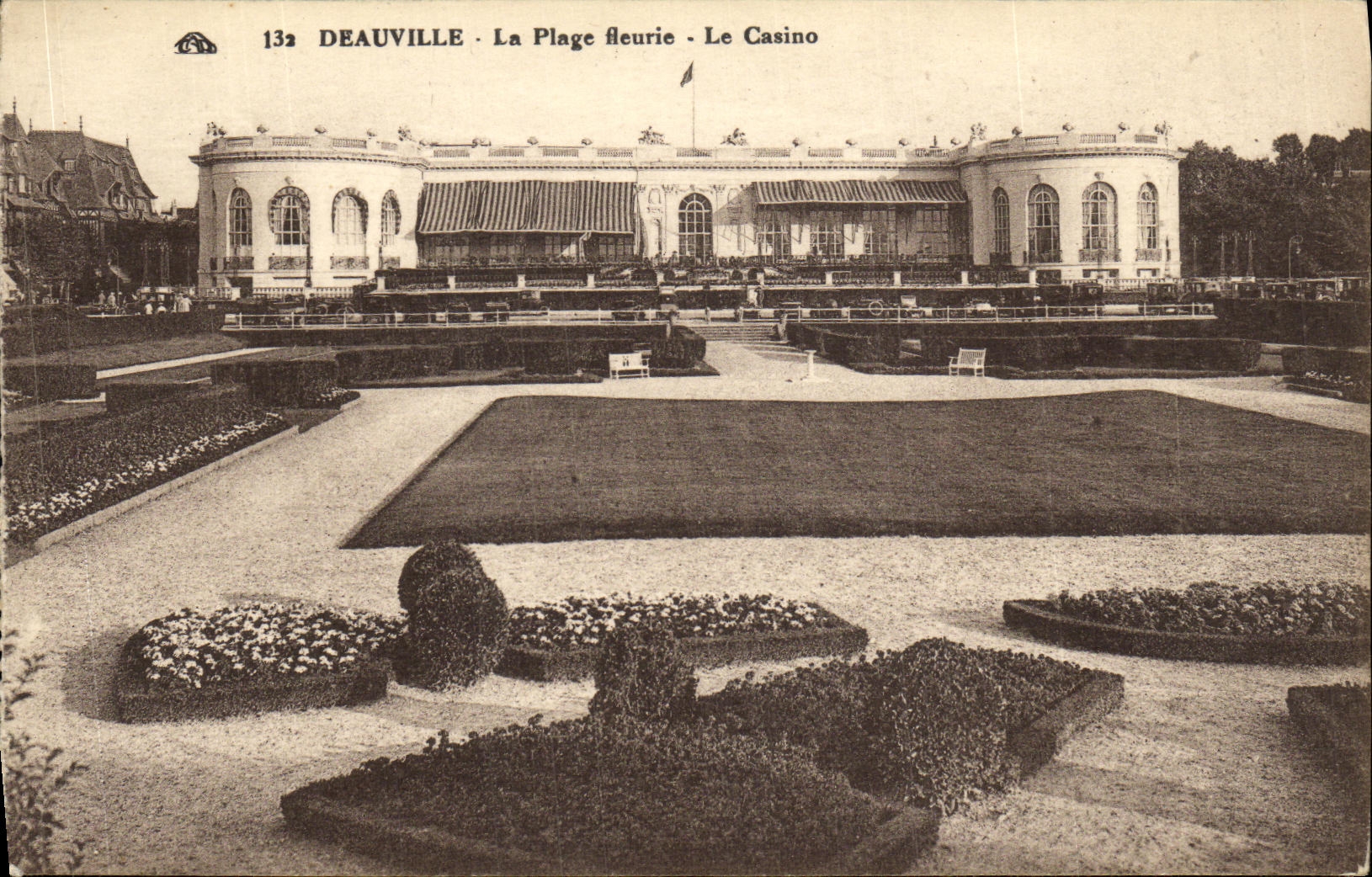 VINTAGE POSTCARD Deauville the Flowered Beach the Casino