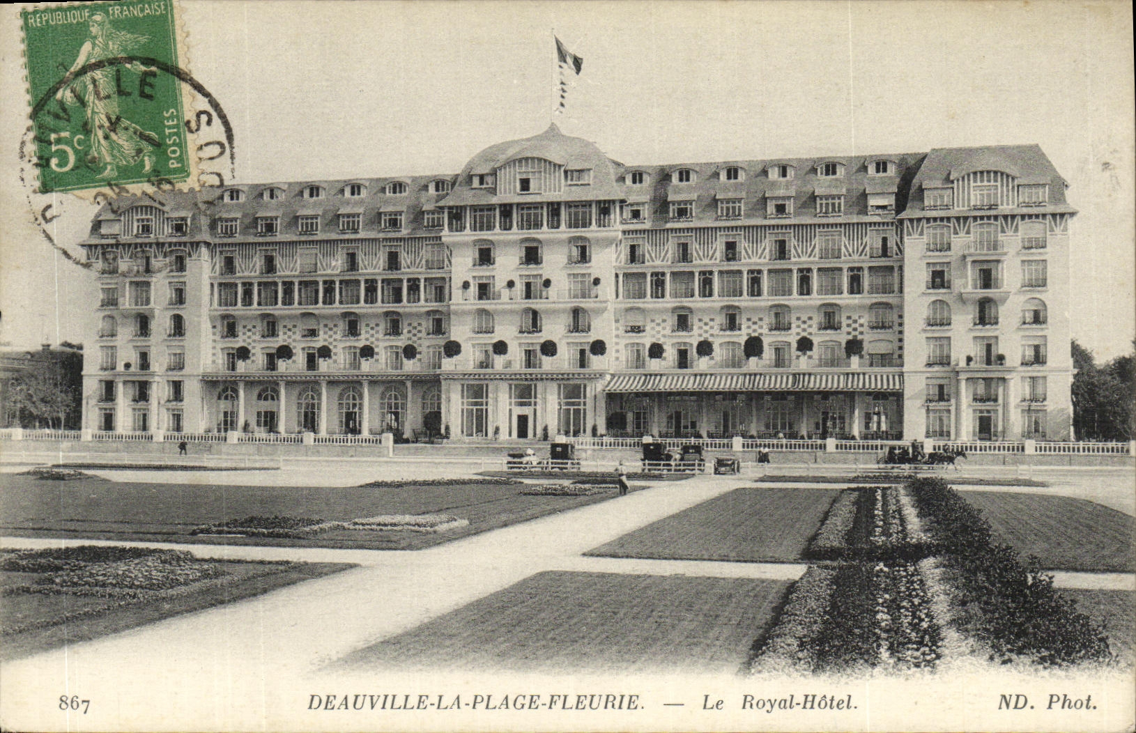 VINTAGE POSTCARD Deauville the Flowered Beach the Royal Hotel
