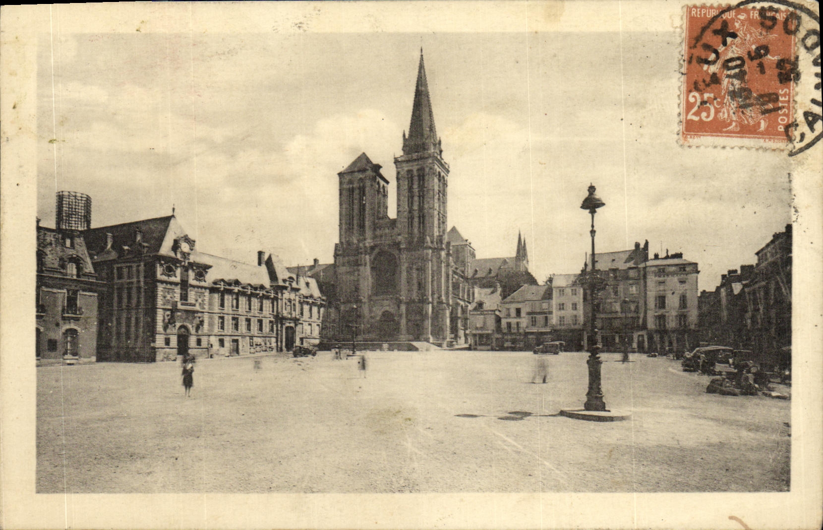 VINTAGE POSTCARD Lisieux Places Thiers