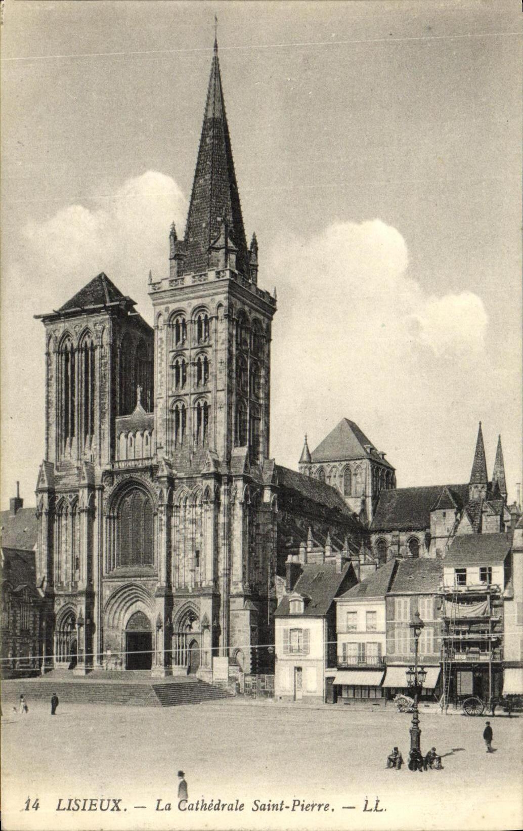 VINTAGE POSTCARD Lisieux the Cathedral Saint Pierre