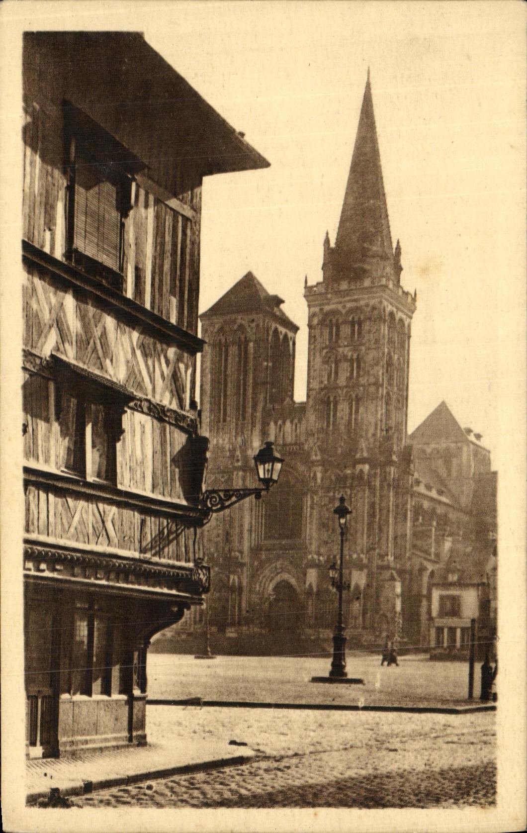 VINTAGE POSTCARD Lisieux the House of the Pharmacist and the Cathedral