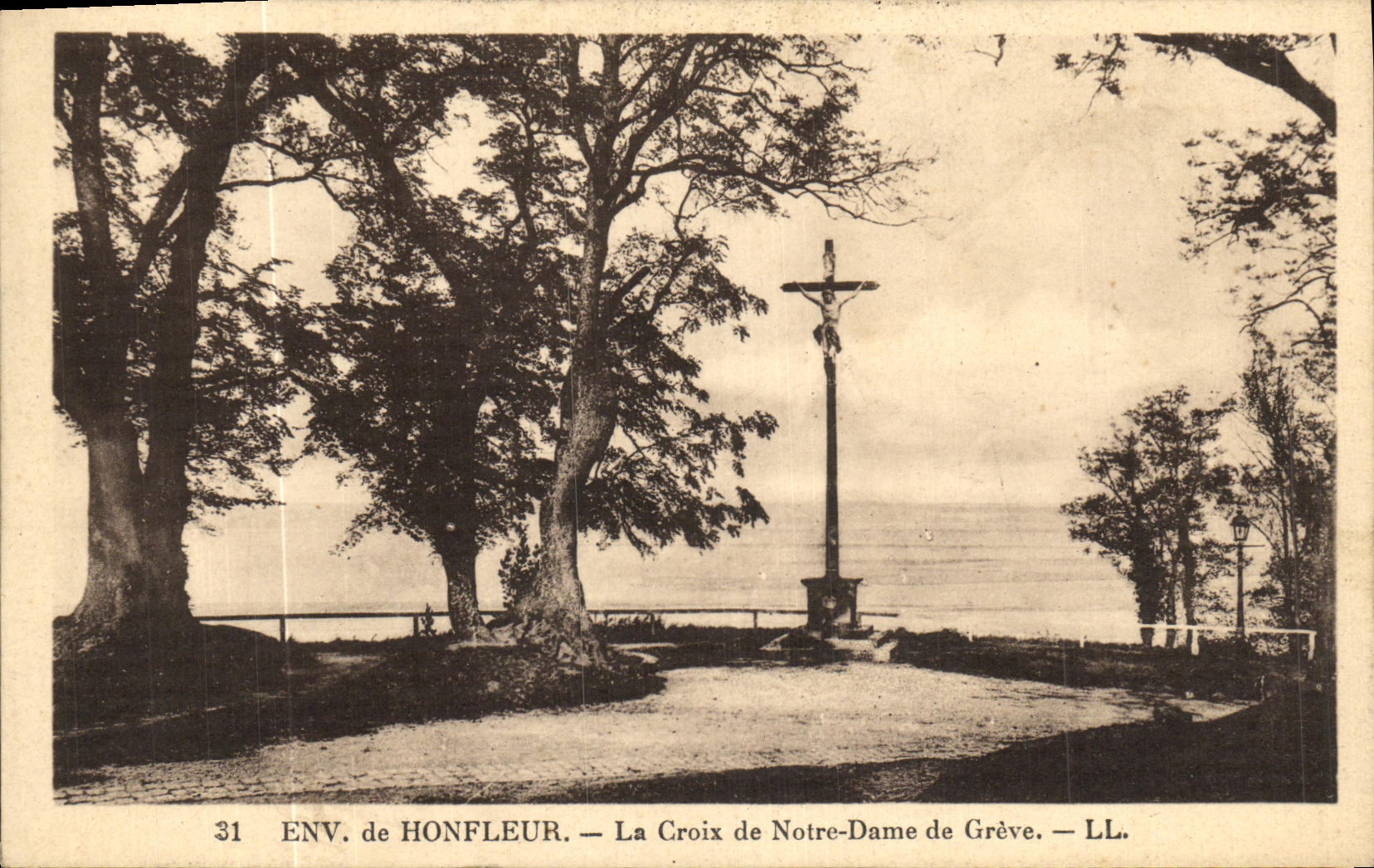 CPA Honfleur La Croix de Notre Dame de Greve