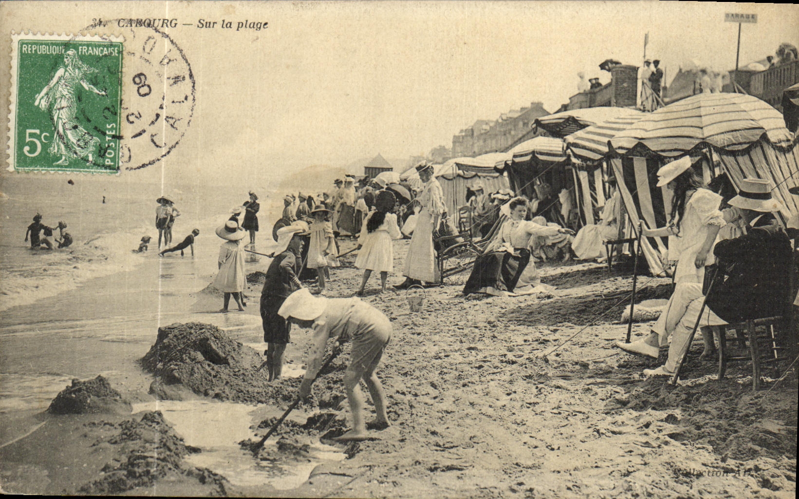 POSTAL Cabourg de la VENDIMIA en la playa