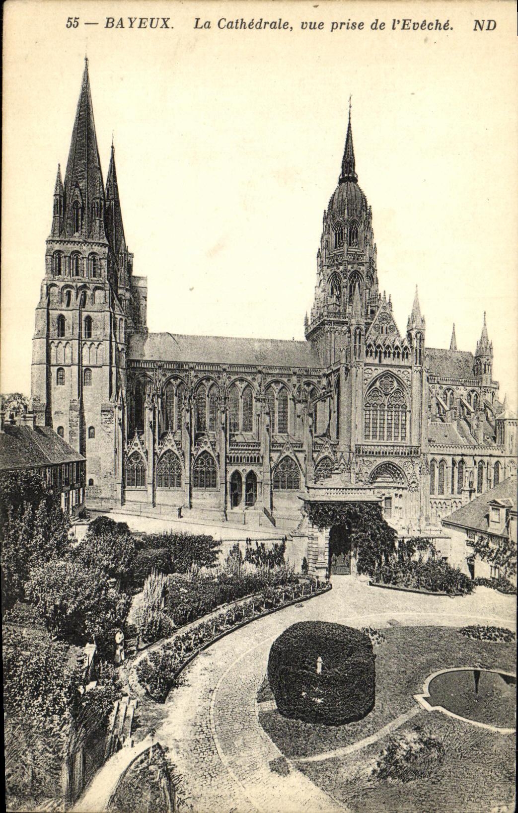 POSTAL Bayeux de la VENDIMIA la catedral vista de L Eveche
