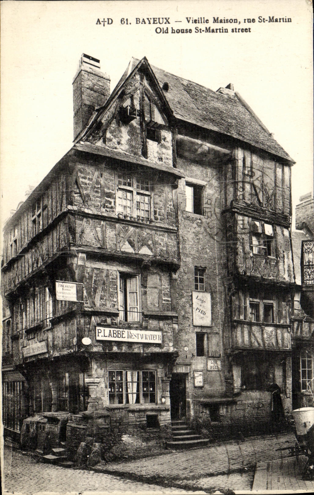 Calle vieja Martin de la casa de Bayeux de la POSTAL de la VENDIMIA Saint