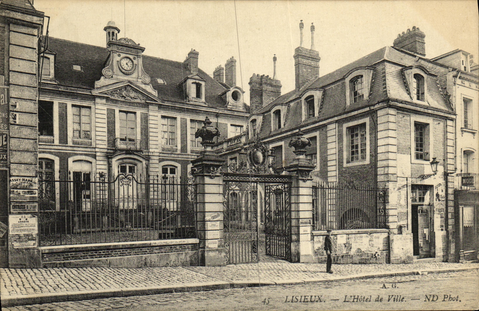 VINTAGE POSTCARD Lisieux L Town hall