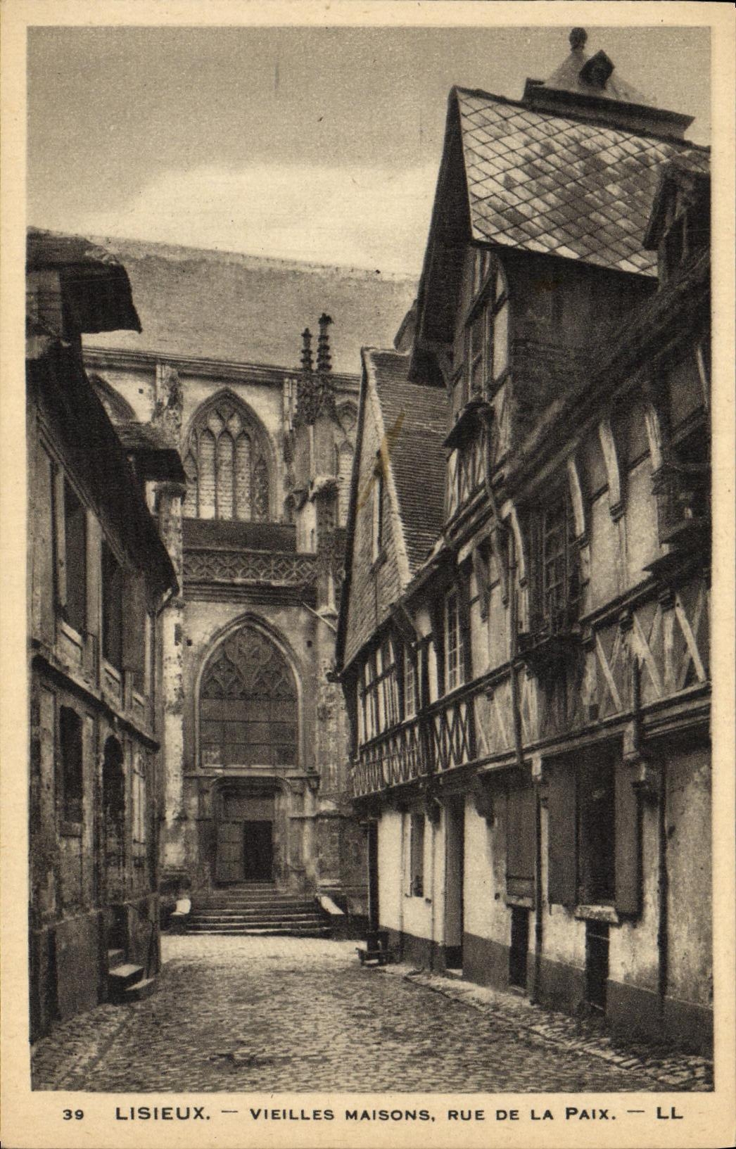 VINTAGE POSTCARD Lisieux Old women Maisos Street Of Peace