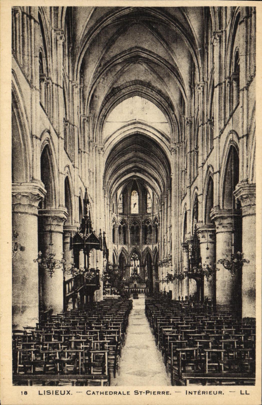 St Pedro de la catedral de Lisieux de la POSTAL de la VENDIMIA