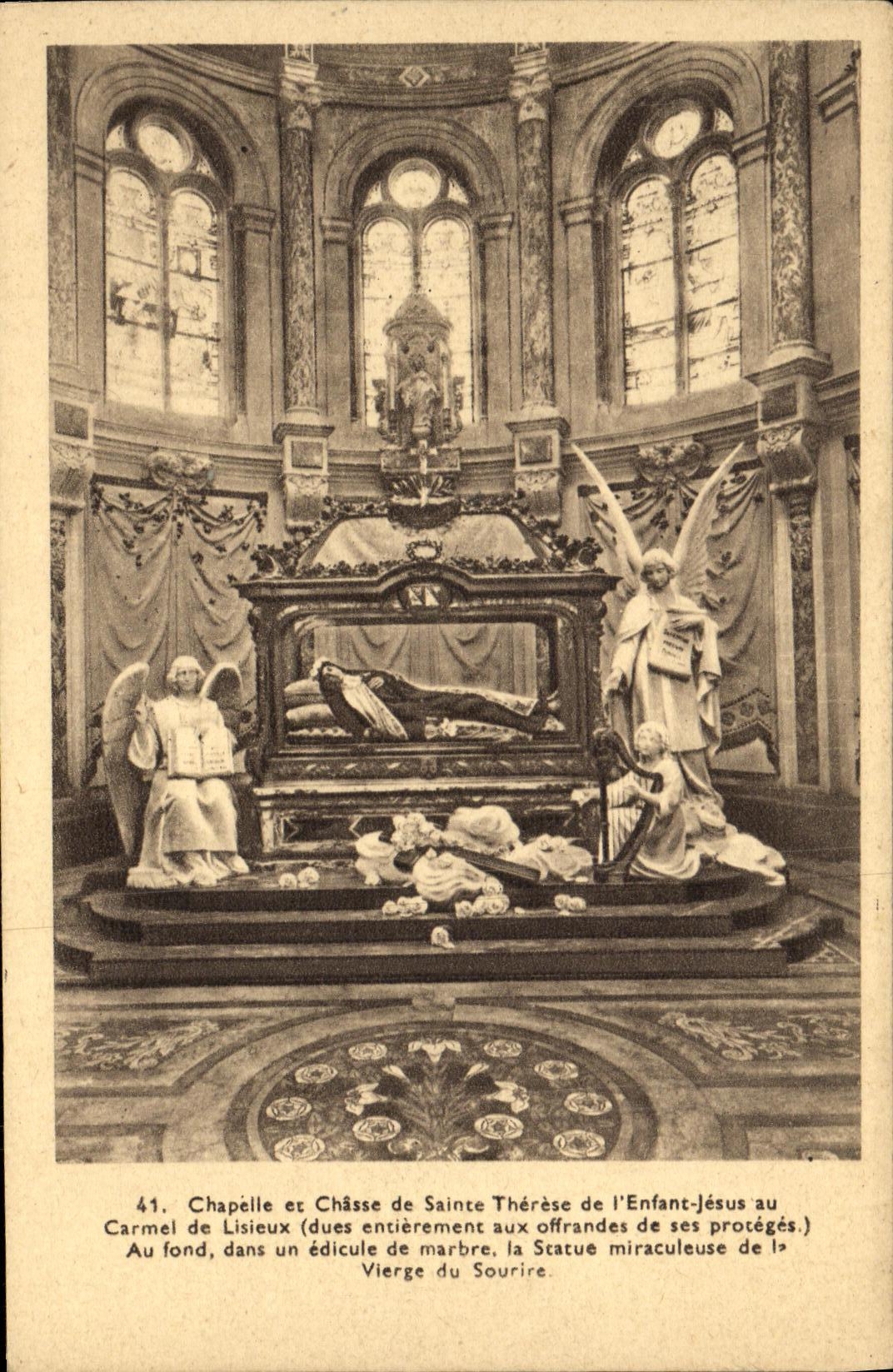 La camara acorazada de la POSTAL de la VENDIMIA y expulsa Sainte a Teresa de L nino de Jesús en Carmel de Lisieux