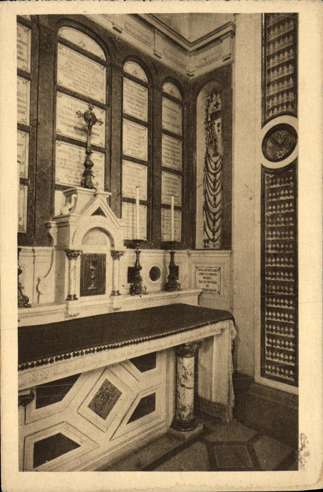 POSTAL de la VENDIMIA La Chapelle de las monjas carmelitas de Lisieux uno de los puentes del horno del peristyle que precede la camara acorazada por la caza