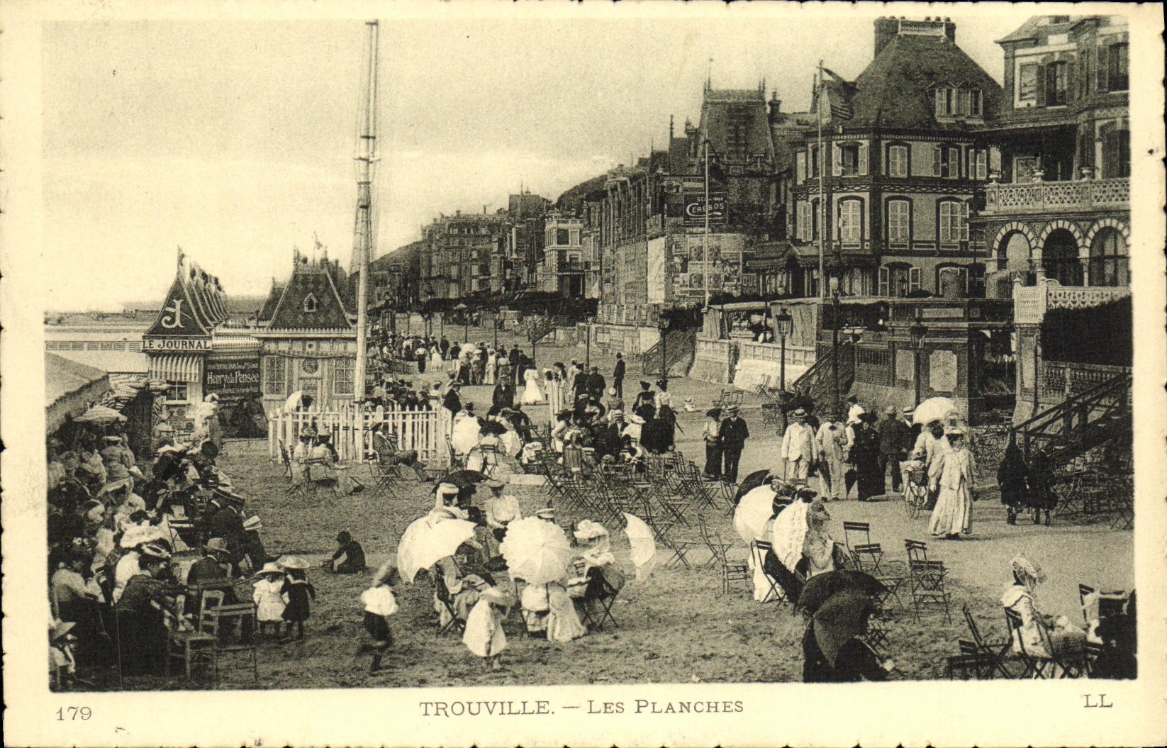 Tableros de Trouville de la POSTAL de la VENDIMIA