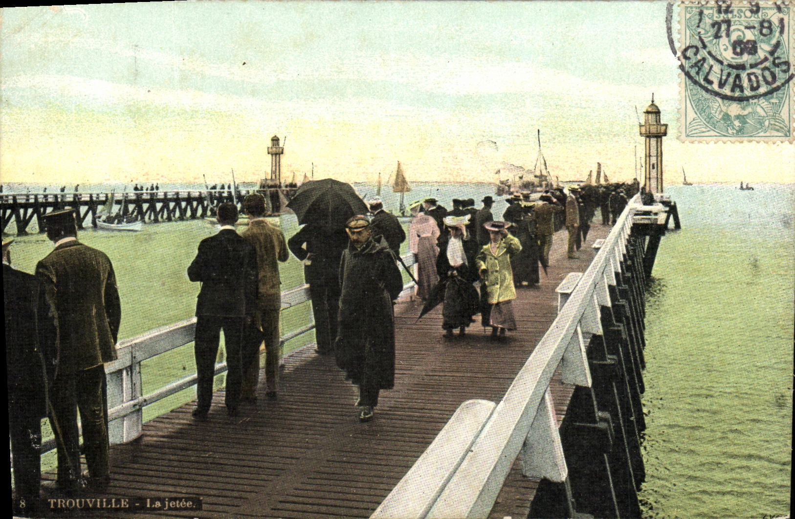 POSTAL Trouville de la VENDIMIA el embarcadero