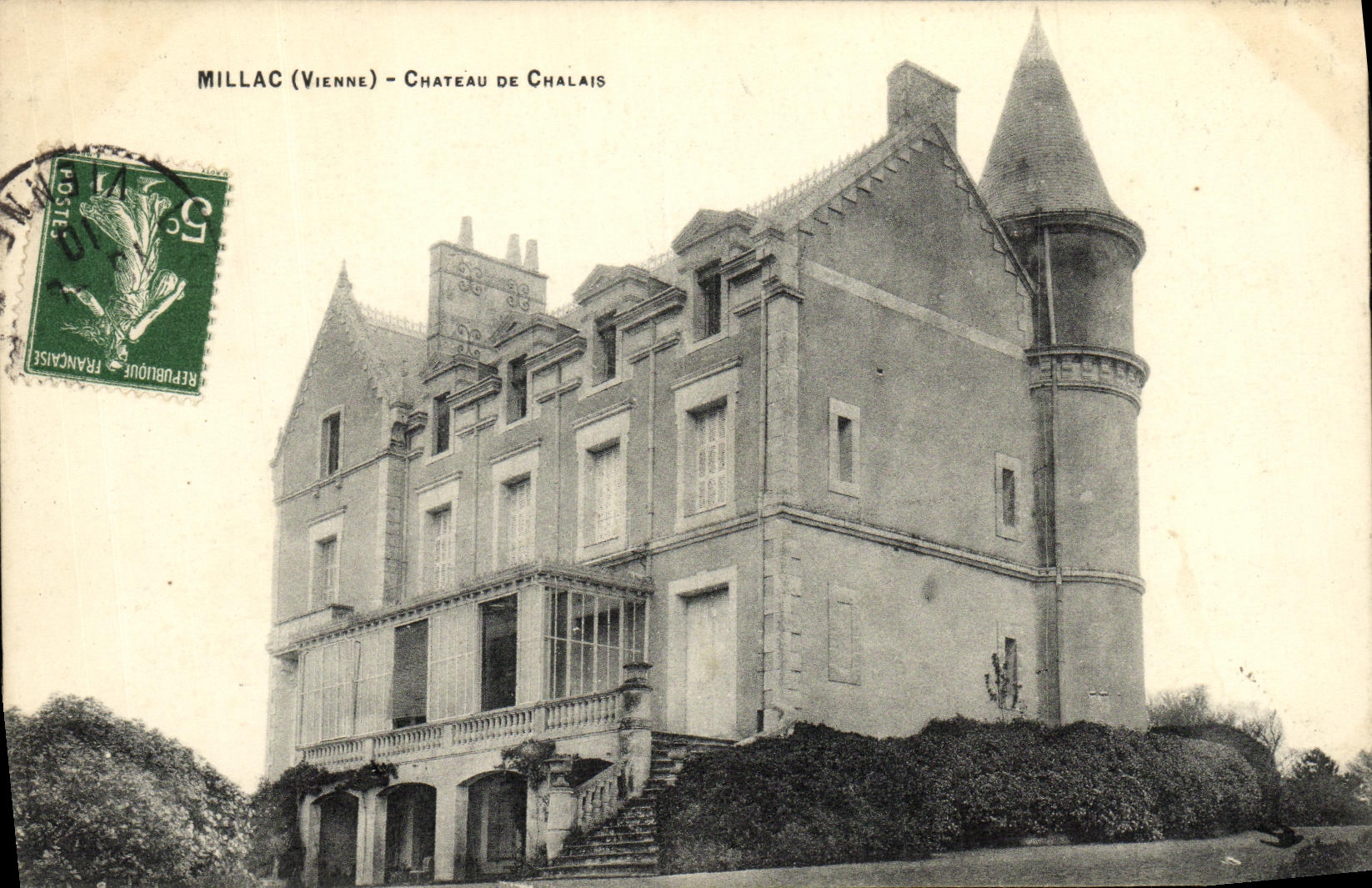 CPA Millac Chateau De Chalais