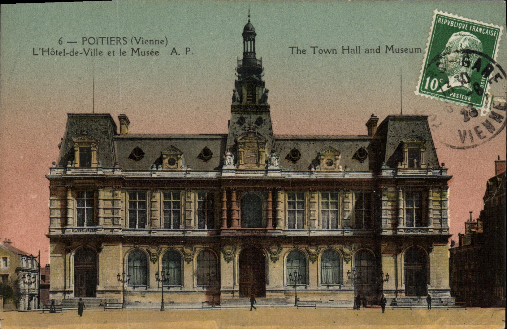 VINTAGE POSTCARD Poitiers Town hall and the Museum