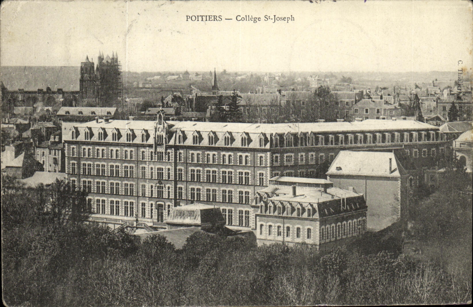 VINTAGE POSTCARD Poitiers College St Joseph
