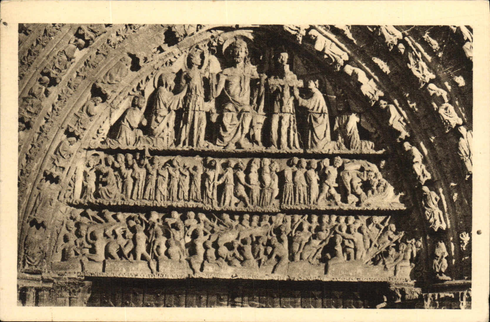 VINTAGE POSTCARD Poitiers Cathedral Saint bPierre Tympanum of the central Gate the last judgment