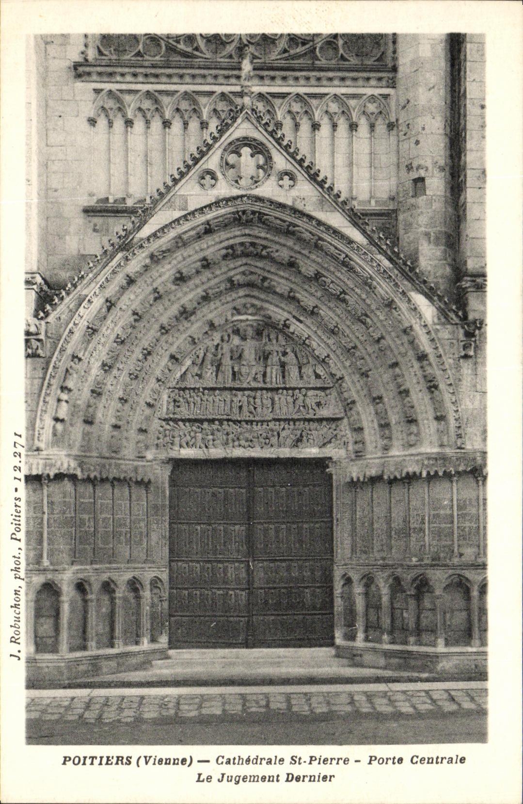 VINTAGE POSTCARD Poitiers Cathedrale St Pierre Carries Central the Last Judgment