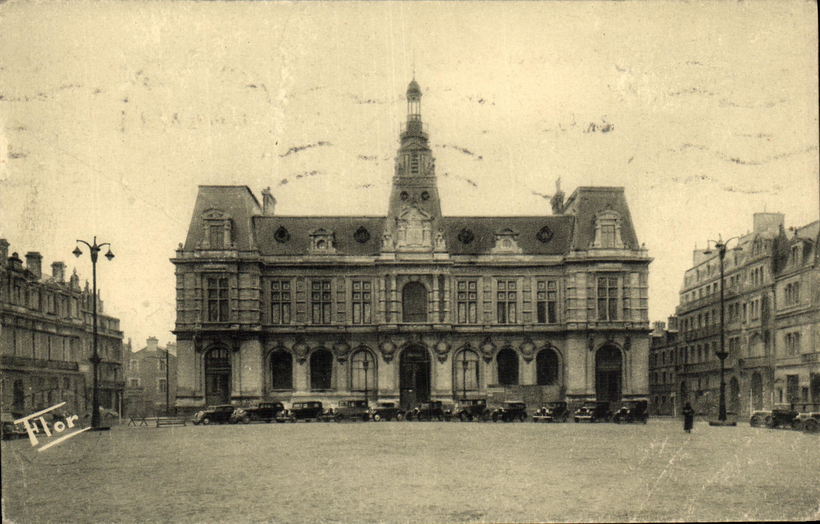 VINTAGE POSTCARD Poitiers Town hall