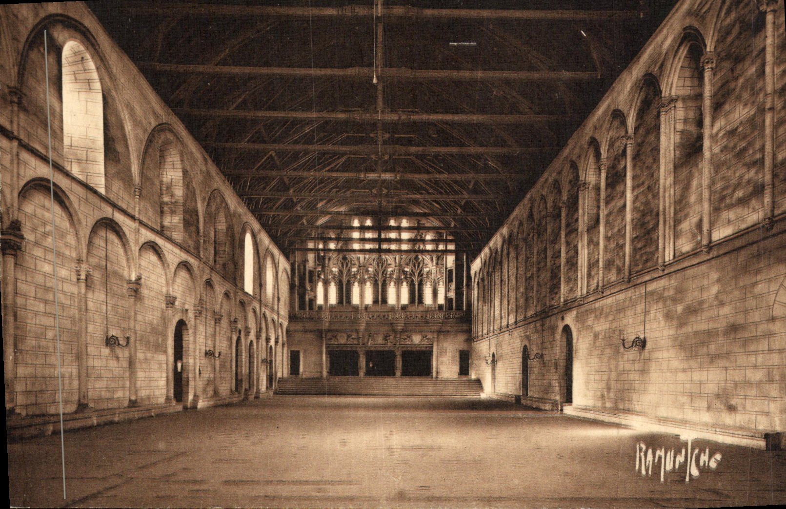 VINTAGE POSTCARD Poitiers Old Palate of the Counts de Poitiers