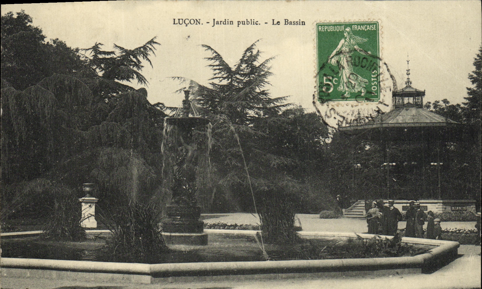 Jardin público de Lucon de la POSTAL de la VENDIMIA el lavabo