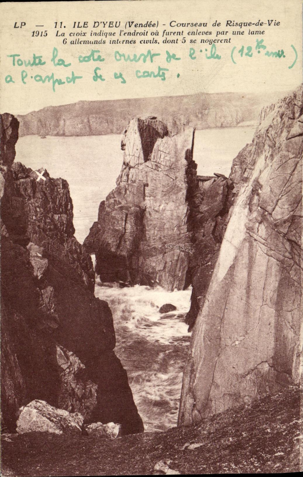 VINTAGE POSTCARD Island D Yeu Courseau de Risque of Life