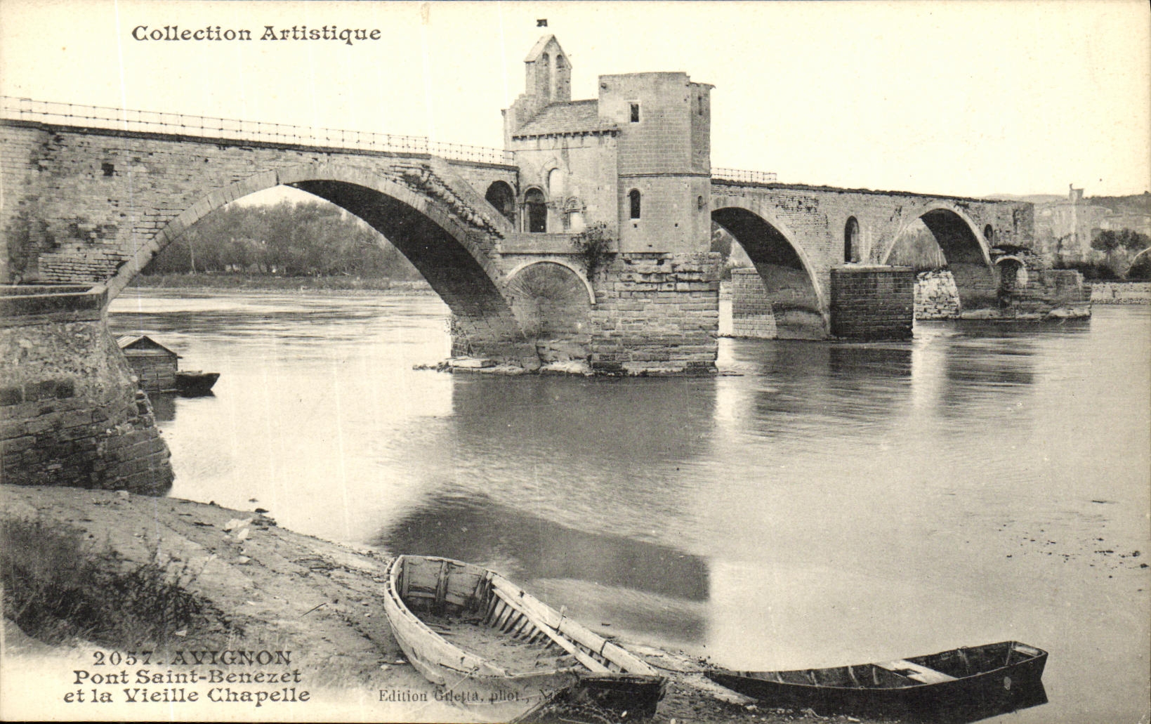 Puente santo Benezet de Avignon de la POSTAL de la VENDIMIA y la camara acorazada vieja