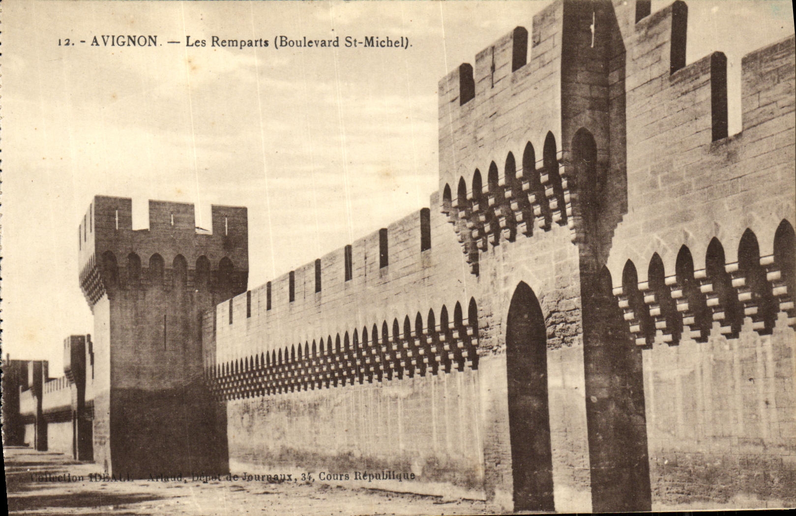 POSTAL Avignon de la VENDIMIA el St Miguel del bulevar de las paredes