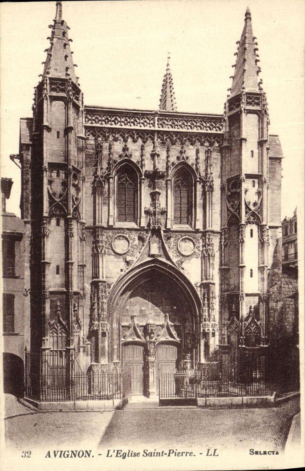 POSTAL Avignon L Saint Pierre de la VENDIMIA de la iglesia