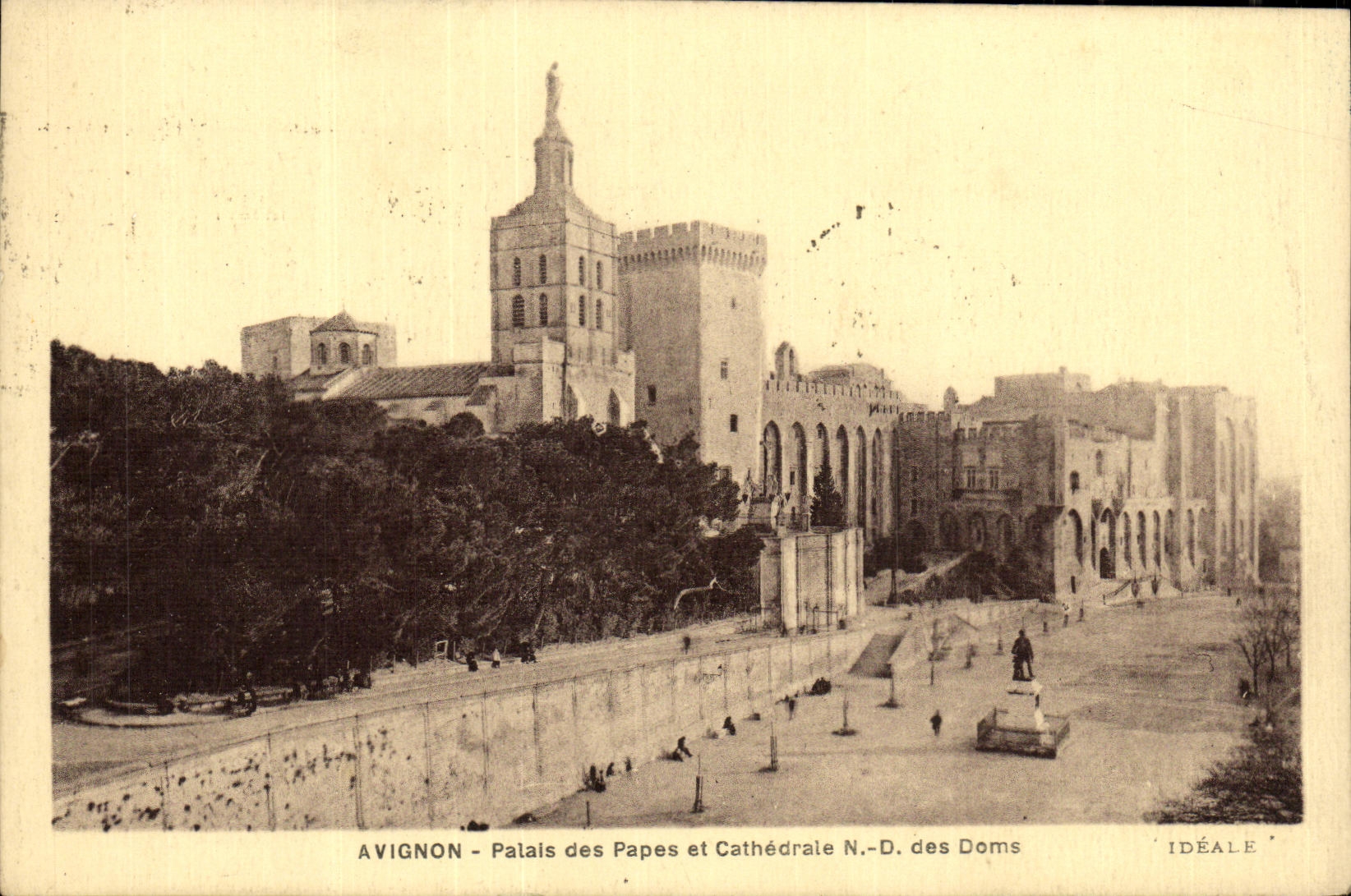 Paladar de Avignon de la POSTAL de la VENDIMIA de los papas y del ND de la catedral de Doms