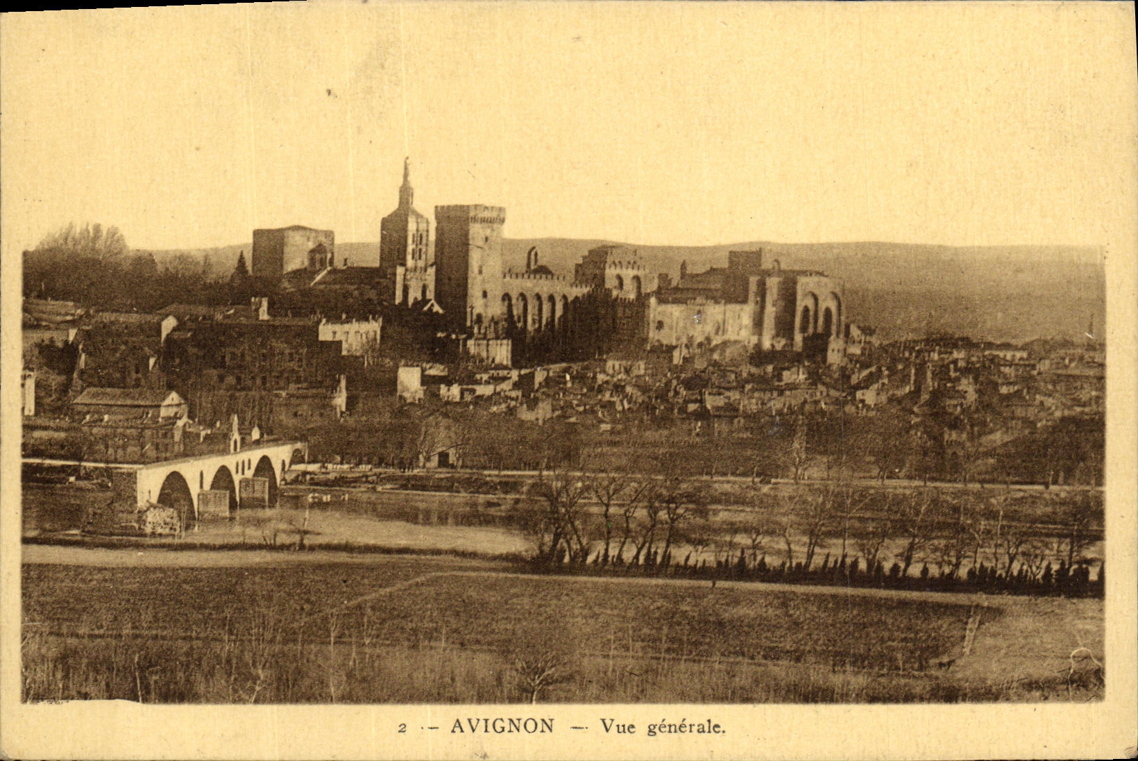 Opinion de Avignon de la POSTAL de la VENDIMIA
