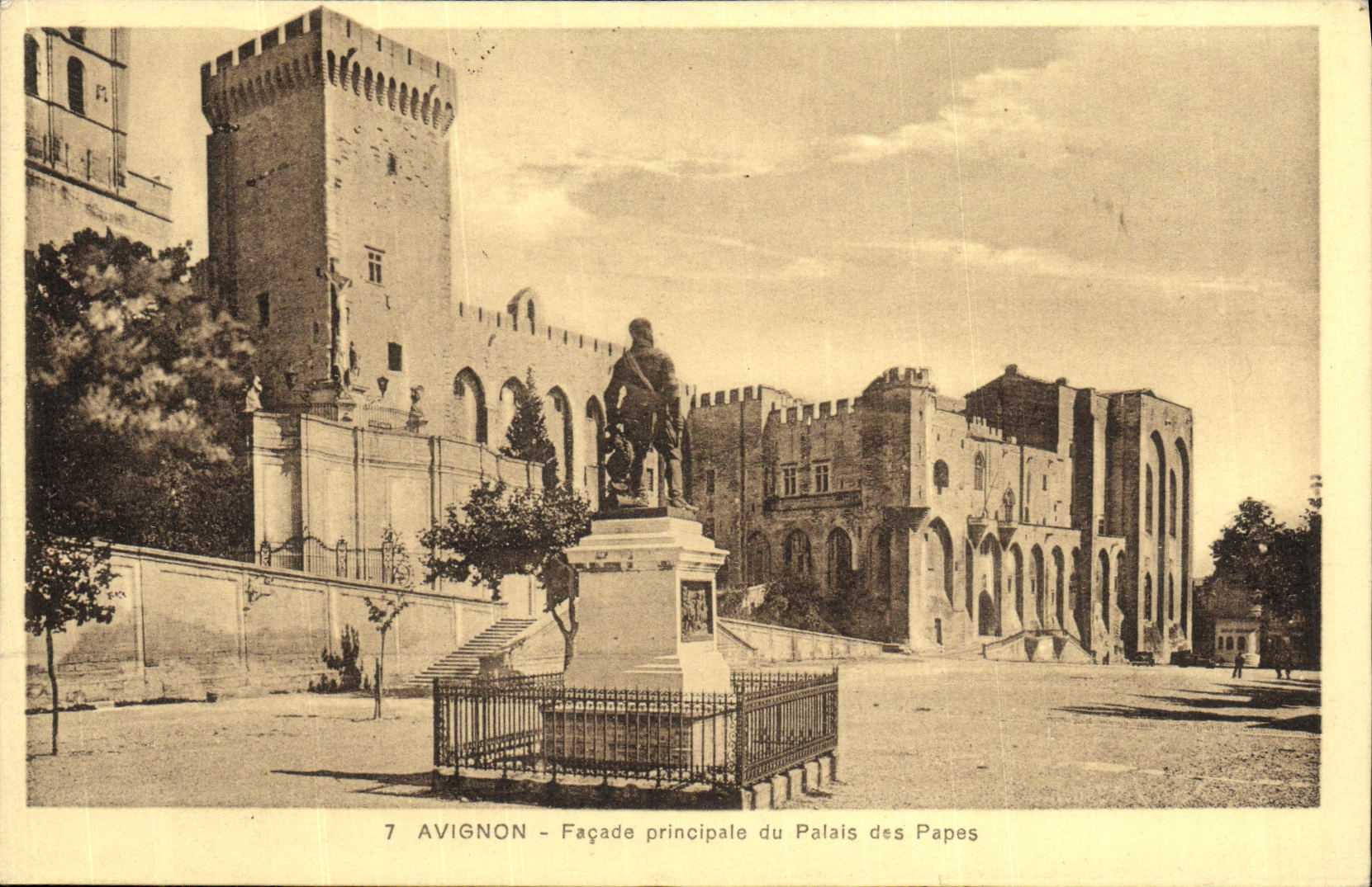 Ataque frontal principal de Avignon de la POSTAL de la VENDIMIA del paladar de los papas