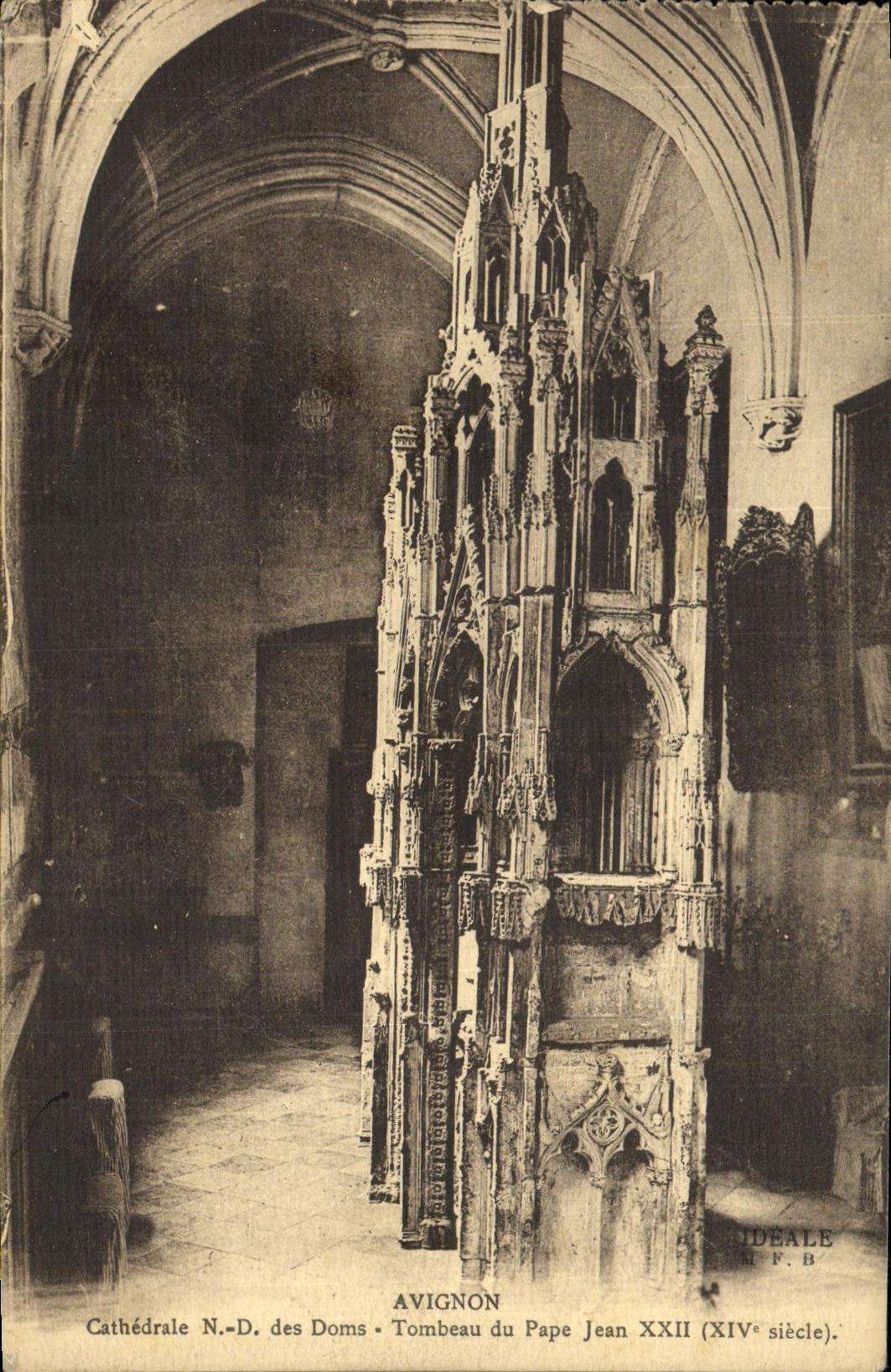 Catedral NR D de Avignon de la POSTAL de la VENDIMIA de la tumba de Doms del papa