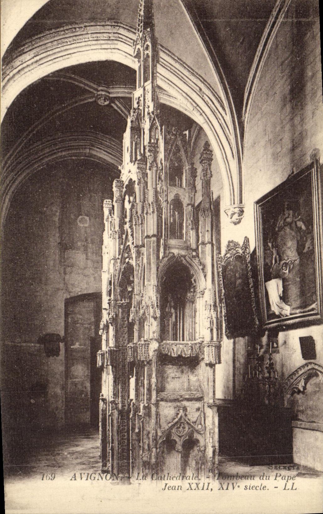 POSTAL Avignon de la VENDIMIA la tumba de la catedral del papa Jean XXII