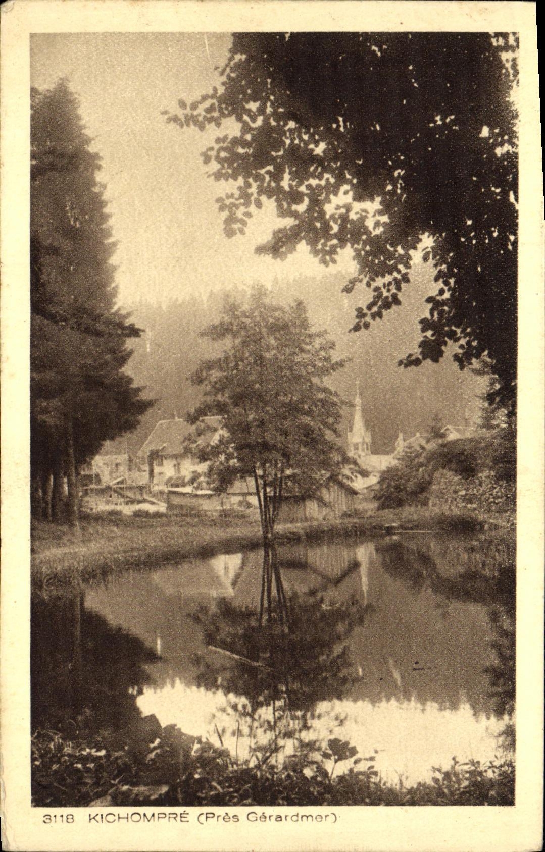 VINTAGE POSTCARD Kichompre close Gerardmer