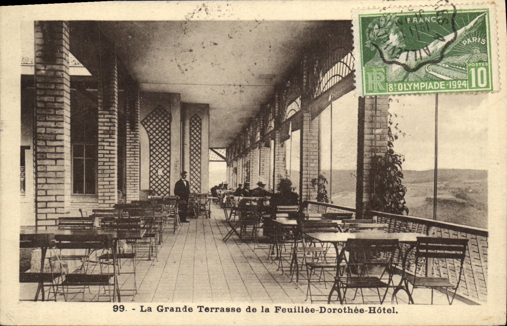 VINTAGE POSTCARD the Large Terrace Of Feuillee Dorothee Hotel