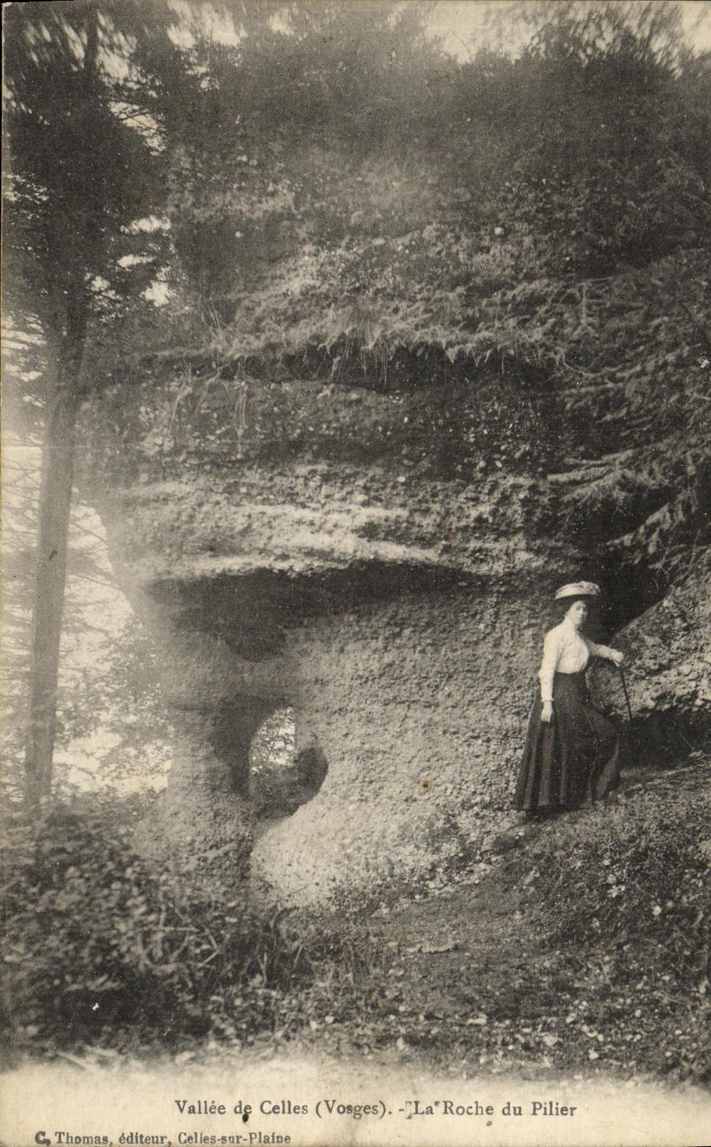 VINTAGE POSTCARD Valley of Those the Rock of the Pillar