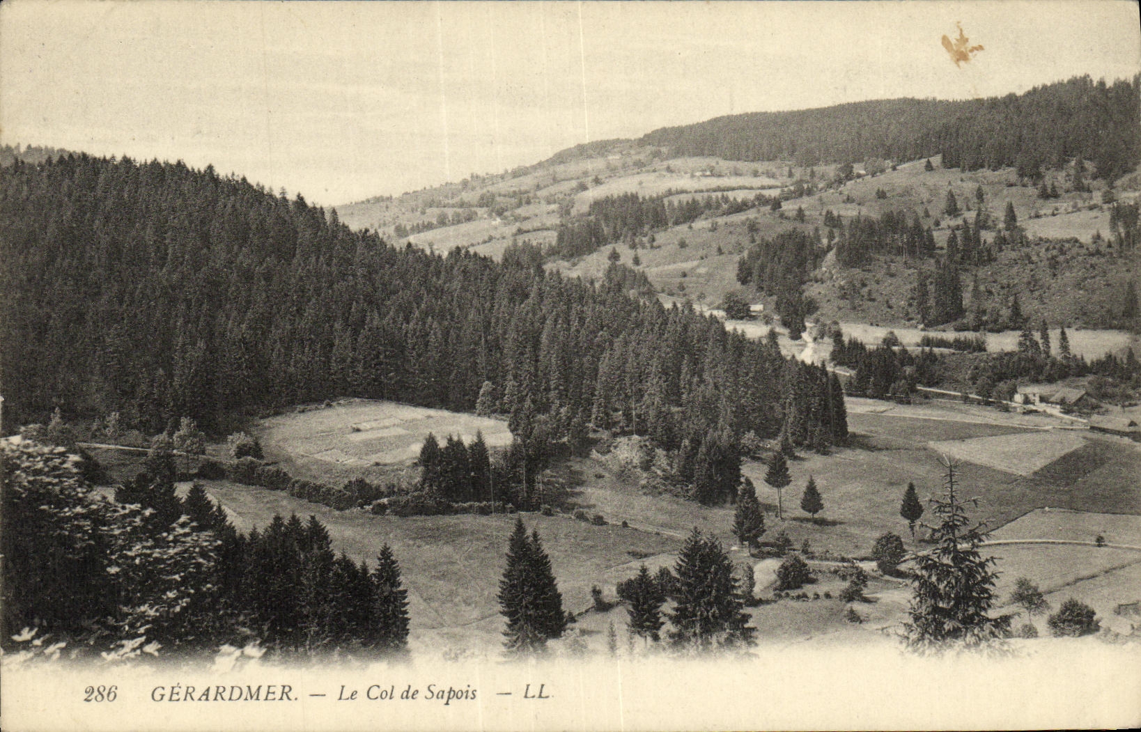 VINTAGE POSTCARD Gerardmer the Collar of Sapois