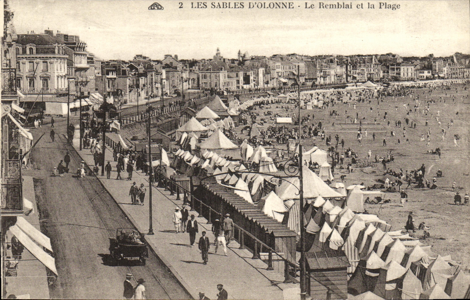 VINTAGE POSTCARD Sands D Olonne the Embankment And the Beach