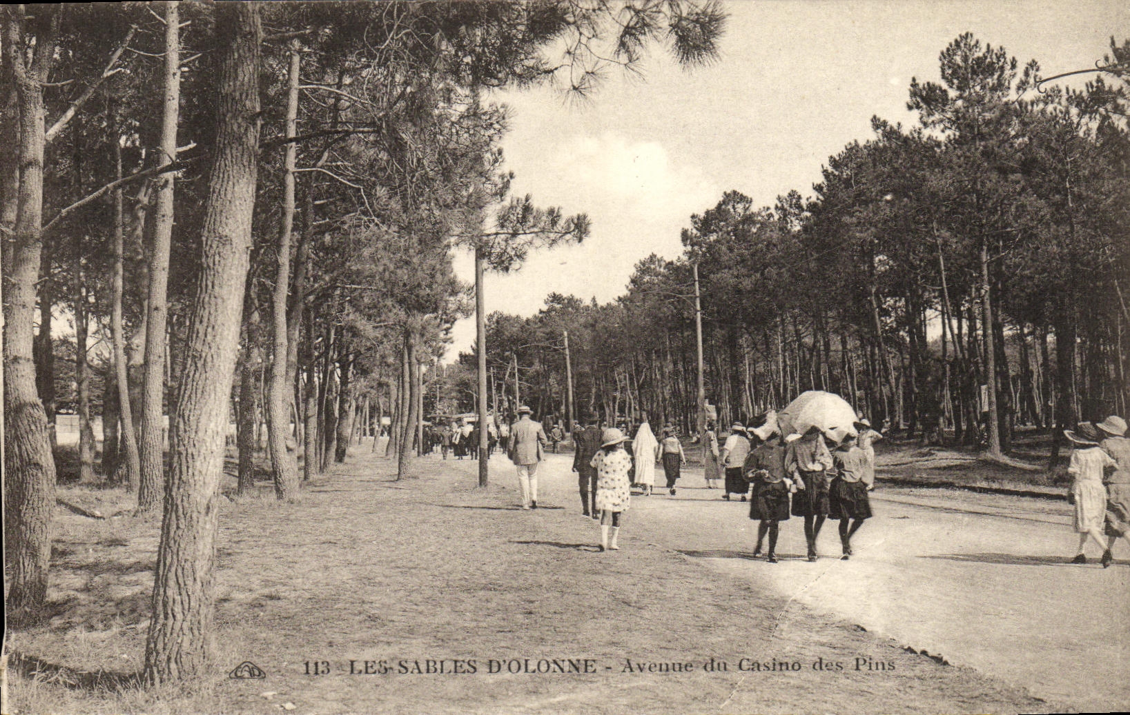 VINTAGE POSTCARD Sands D Olonne Avenue of the Casino of the Pines