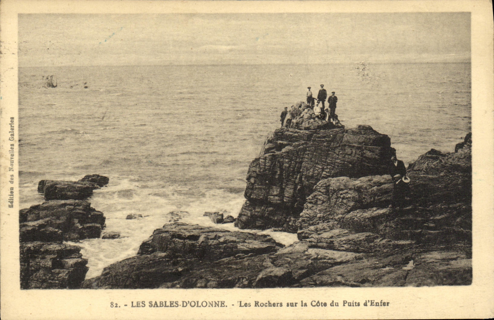 VINTAGE POSTCARD Sands D Olonne Rocks On the Dimension of the Well D Hell