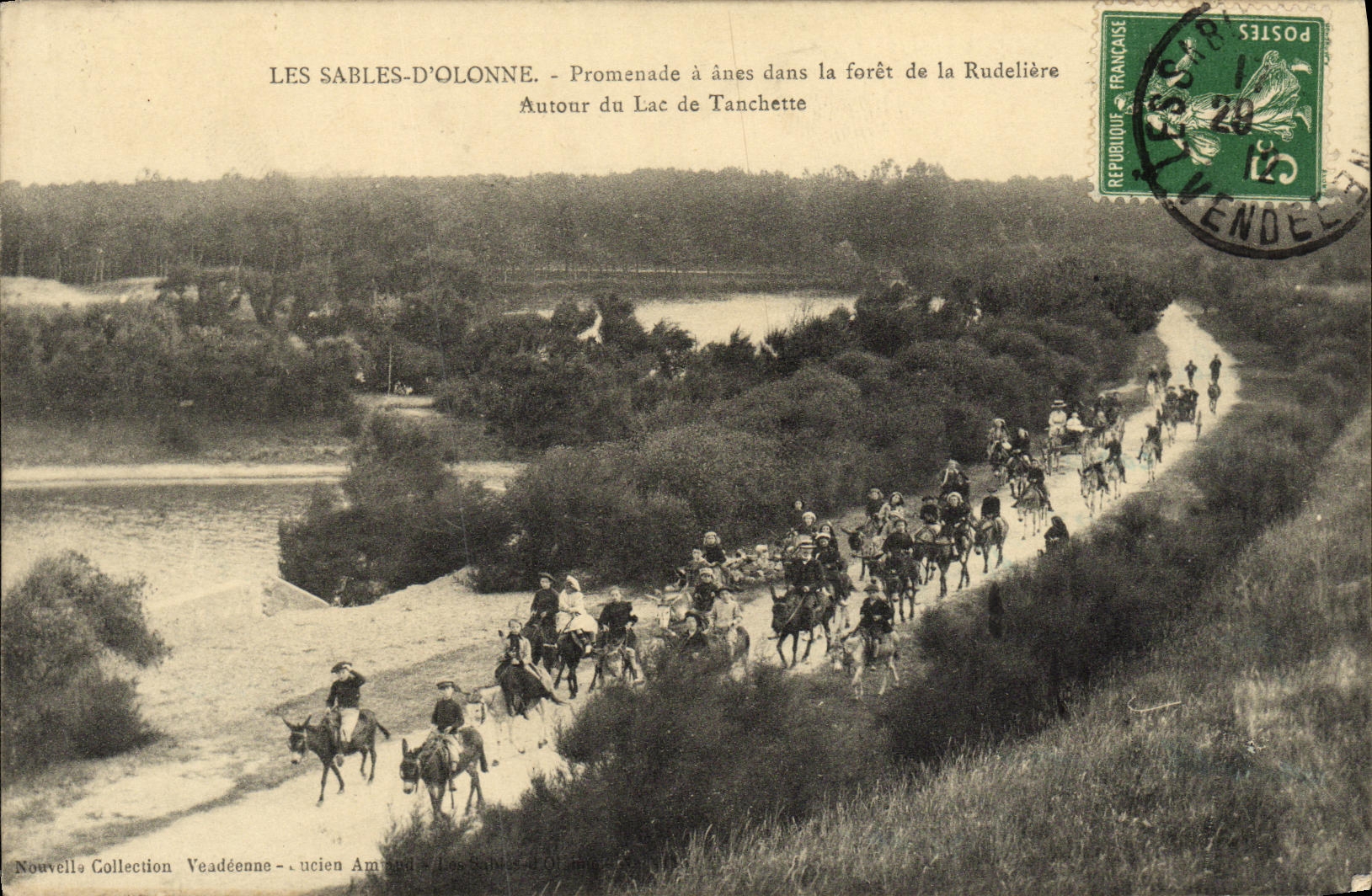 VINTAGE POSTCARD Sands D Olonne Promenade has Anes In the Drill of Rudeliere