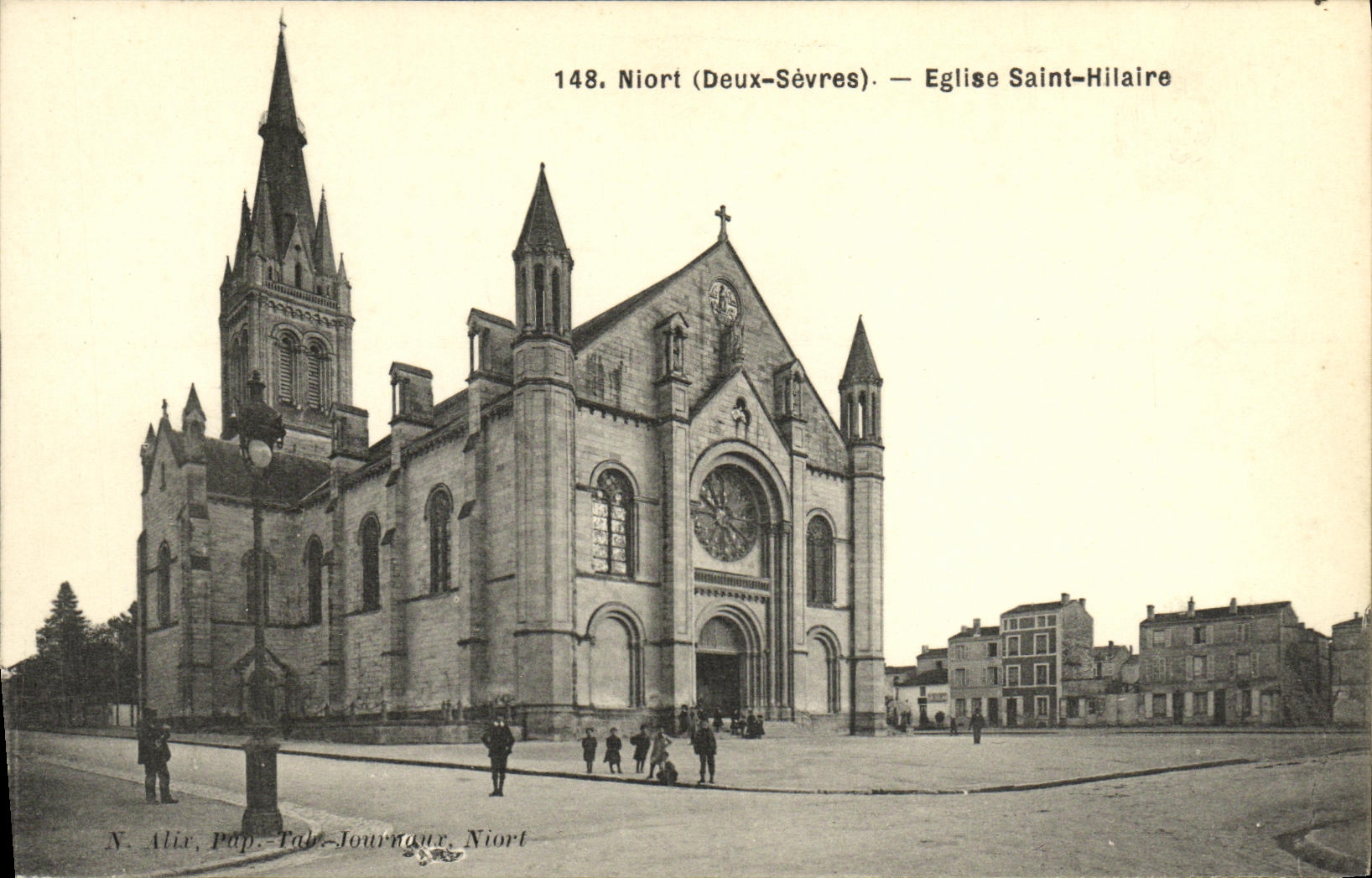 VINTAGE POSTCARD Niort Church Hilaire Saint