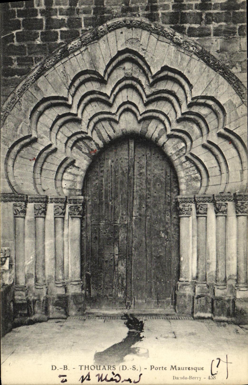 VINTAGE POSTCARD Thouars Carries Moorish